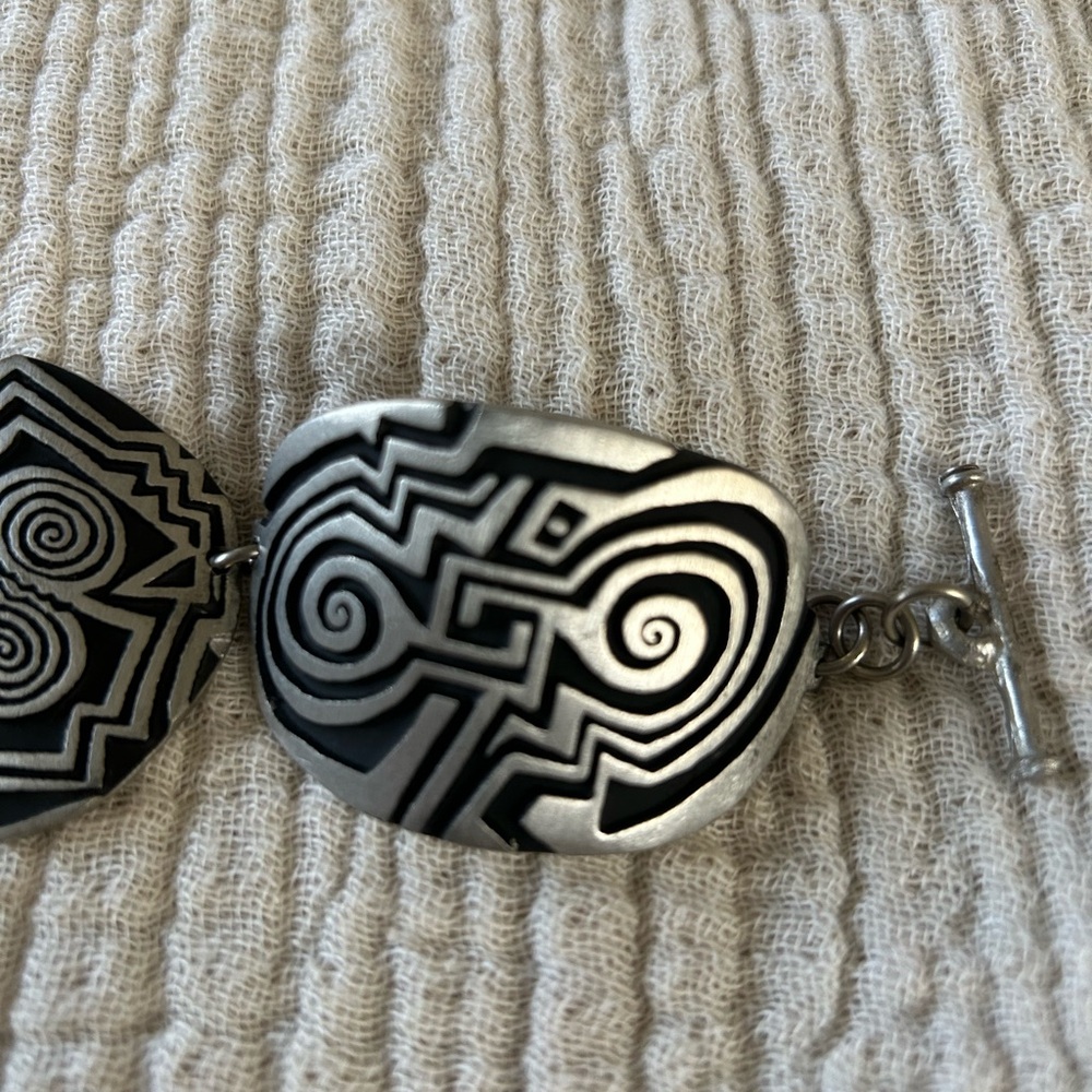 Alice Seely VTG Y2K Lead Free Pewter Tribal Link Bracelet Toggle Clasp Signed - Picture 3 of 12